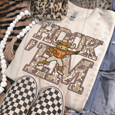 Hook Em - DTF Transfer