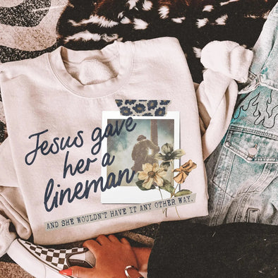 Jesus Gave Her A Lineman - DTF Transfer